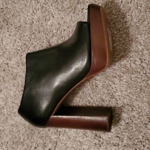 New Never Worn Black Vince Camuto Open Toe Boots Sz 9.5